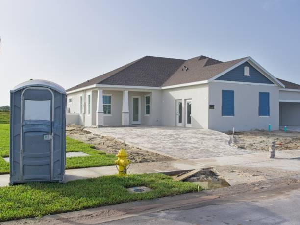 Best Restroom trailer rental cost  in Wedgefield, FL